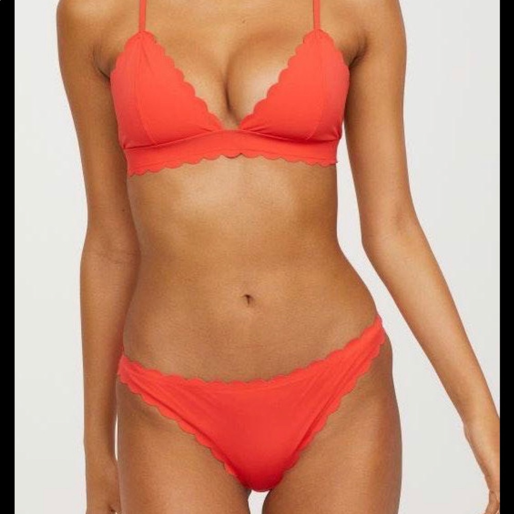 H&M Black Scalloped Bikini Set